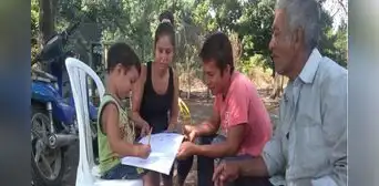¿Cómo la colaboración entre padres y docentes impulsa el éxito académico de los estudiantes? ¿Cómo la colaboración entre padres y docentes impulsa el éxito académico de los estudiantes?