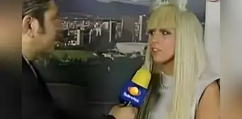 El día que Lady Gaga fue ignorada por la prensa en su primera visita a México y solo un reportero de Televisa la entrevistó El día que Lady Gaga fue ignorada por la prensa en su primera visita a México y solo un reportero de Televisa la entrevistó