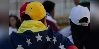 Juez de Texas frena deportación de pareja venezolana acusada sin pruebas de pertenecer al Tren de Aragua