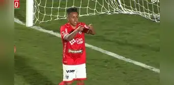 Christian Cueva se lució con un doblete: 'Aladino' anotó el 2-0 de cabeza para Cienciano y se fue cambiado
