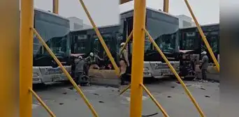 Mototaxi termina destruida tras fuerte choque con bus del Metropolitano cerca de estación Caquetá Mototaxi termina destruida tras fuerte choque con bus del Metropolitano cerca de estación Caquetá