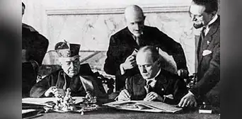 Los pactos de Letrán: la historia del tratado entre el Vaticano y Mussolini, dictador italiano fundador del fascismo