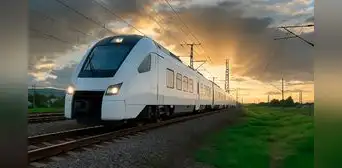 Así será el moderno ferrocarril de $350 millones que trasladaría 1.200 pasajeros por viaje a lo largo de 14 terminales Así será el moderno ferrocarril de $350 millones que trasladaría 1.200 pasajeros por viaje a lo largo de 14 terminales