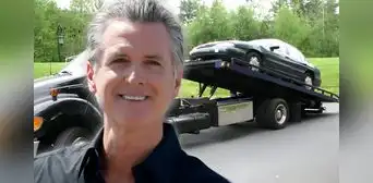 Nueva ley en California permite incautar autos por estas infracciones: lo que firmó Gavin Newsom Nueva ley en California permite incautar autos por estas infracciones: lo que firmó Gavin Newsom