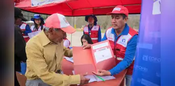 Beneficiarios del título de propiedad gratuito de Cofopri deben esperar este plazo para vender su vivienda o recibirán esta sanción en Perú Beneficiarios del título de propiedad gratuito de Cofopri deben esperar este plazo para vender su vivienda o recibirán esta sanción en Perú