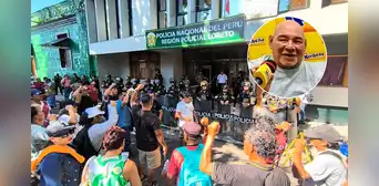 Iquitos: población e instituciones alzan la voz por crimen del periodista Raúl Celis López Iquitos: población e instituciones alzan la voz por crimen del periodista Raúl Celis López