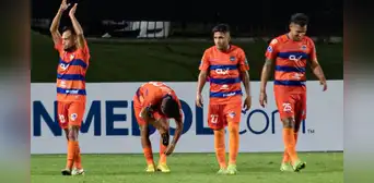 Academia Puerto Cabello logra histórica victoria 4-1 sobre Vasco da Gama en la Copa Sudamericana y mantiene vivo a Melgar