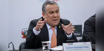 Gustavo Adrianzén lanza advertencia ante mociones de censura: "La presidenta (Dina Boluarte) puede disolver el Congreso"