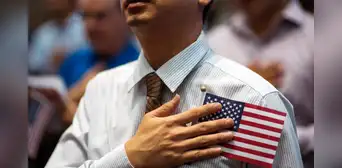 Buenas noticias para inmigrantes en EEUU: nuevo proyecto de ley abriría un camino hacia la ciudadanía americana para trabajadores de este sector Buenas noticias para inmigrantes en EEUU: nuevo proyecto de ley abriría un camino hacia la ciudadanía americana para trabajadores de este sector