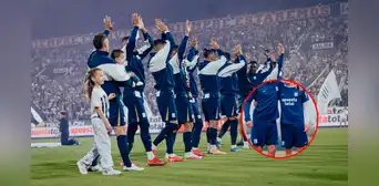 Alianza Lima sorprende con foto de un titular y su hijo entrenando con el primer equipo: "Para defender los colores" Alianza Lima sorprende con foto de un titular y su hijo entrenando con el primer equipo: "Para defender los colores"