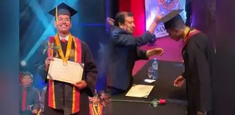 Primo de Paolo Guerrero se gradúa en la UNMSM y Doña Peta lo felicita: "Tiene que ser un gran profesional"