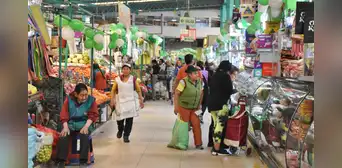 Los comerciantes de Arequipa enfrentan grandes retos para recuperar ventas este Día de la Madre Los comerciantes de Arequipa enfrentan grandes retos para recuperar ventas este Día de la Madre