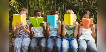 La clave del éxito infantil: leer desde el balbuceo, un estudio revela su impacto en el futuro académico y laboral