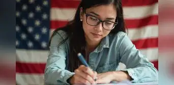 ¿No pasaste el examen de naturalización de EEUU? Descubre cuántas veces puedes intentarlo para ser ciudadano americano ¿No pasaste el examen de naturalización de EEUU? Descubre cuántas veces puedes intentarlo para ser ciudadano americano
