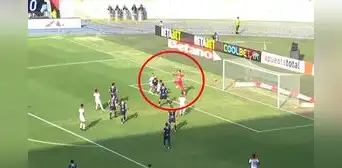 Guillermo Viscarra comete grosero error en salida y Neri Bandiera anota el 1-0 de Atlético Grau ante Alianza Lima por la Liga 1 Guillermo Viscarra comete grosero error en salida y Neri Bandiera anota el 1-0 de Atlético Grau ante Alianza Lima por la Liga 1