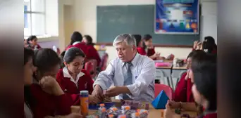 El impacto del docente como apoyo emocional y académico en el aula: clave para el éxito de los estudiantes