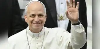 "Digan a Perú que pronto va a tener noticias mías": asegura el papa León XIV tras reunión con periodistas