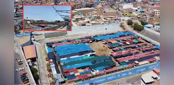 Este estadio de Perú se transformó en un mercado con más de 200 puestos ambulantes: sus gradas se desmoronan y luce abandonado tras más de una década Este estadio de Perú se transformó en un mercado con más de 200 puestos ambulantes: sus gradas se desmoronan y luce abandonado tras más de una década