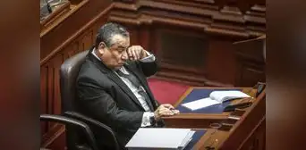Gustavo Adrianzén habría renunciado a la Presidencia del Consejo de Ministros pese a cambios en el gabinete Gustavo Adrianzén habría renunciado a la Presidencia del Consejo de Ministros pese a cambios en el gabinete