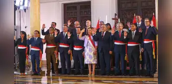 Dina Boluarte: presidenta tomo juramento a nuevos ministros tras la renuncia de Gustavo Adrianzén Dina Boluarte: presidenta tomo juramento a nuevos ministros tras la renuncia de Gustavo Adrianzén