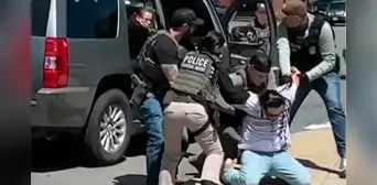 ICE arresta a inmigrante al salir de iglesia en Massachusetts junto a su familia pese a documentos en regla: "¡Tiene su licencia!" ICE arresta a inmigrante al salir de iglesia en Massachusetts junto a su familia pese a documentos en regla: "¡Tiene su licencia!"