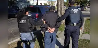 Inmigrantes en Texas deben portar este documento en la calle para evitar ser deportado por el ICE Inmigrantes en Texas deben portar este documento en la calle para evitar ser deportado por el ICE
