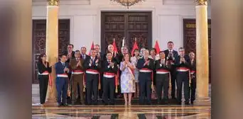 Dina Boluarte elige a Eduardo Arana de primer ministro y no renueva al Gabinete Ministerial Dina Boluarte elige a Eduardo Arana de primer ministro y no renueva al Gabinete Ministerial
