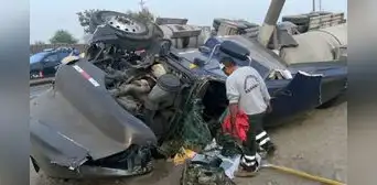 Congestión vehicular tras volcadura de camión cisterna en la avenida Ramiro Prialé: carril en peligro fue cerrado temporalmente Congestión vehicular tras volcadura de camión cisterna en la avenida Ramiro Prialé: carril en peligro fue cerrado temporalmente
