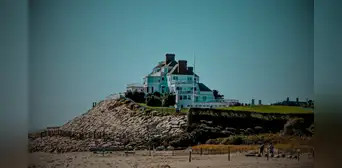 Alerta por hallazgo de restos humanos cerca de la mansión de Taylor Swift en Rhode Island: ya son 13 casos en EEUU Alerta por hallazgo de restos humanos cerca de la mansión de Taylor Swift en Rhode Island: ya son 13 casos en EEUU
