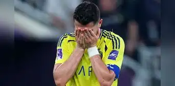 Cristiano Ronaldo cerró una temporada para el olvido: sin títulos y sin chances de ir a la Champions League Asiática Cristiano Ronaldo cerró una temporada para el olvido: sin títulos y sin chances de ir a la Champions League Asiática