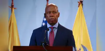 Malas noticias para los inmigrantes en Nueva York: Eric Adams anuncia cierre de centro de ayuda por este motivo