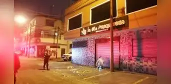 Detonan explosivo en restaurante "La olla Arequipeña" en Comas: extorsionadores exigen S/120.000 Detonan explosivo en restaurante "La olla Arequipeña" en Comas: extorsionadores exigen S/120.000