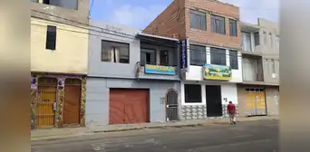 Hallan sin vida a mujer trans en hospedaje de Tacna: investigan posible crimen de odio