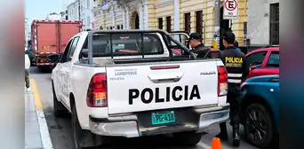 Roban motocicleta a teniente alcalde de Chiclayo frente al Palacio Municipal