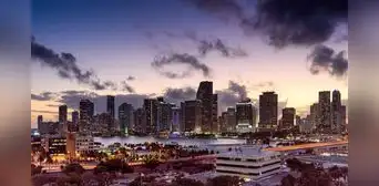 Más de 2.6 millones viajarán en Florida durante el Día de los Caídos, según previsiones de la AAA Más de 2.6 millones viajarán en Florida durante el Día de los Caídos, según previsiones de la AAA
