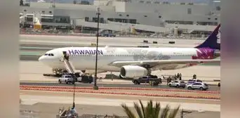 Amenaza de bomba en EEUU: evacúan pasajeros de un vuelo de Hawaiian Airlines en San Diego, California