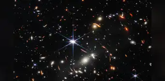 Astrónomos detectan la galaxia más lejana que se haya visto a 280 millones de años después del Big Bang