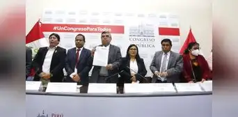 Congresistas aprueban por insistencia nombramiento automático para más de 150.000 docentes Congresistas aprueban por insistencia nombramiento automático para más de 150.000 docentes