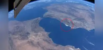 La única megaconstrucción humana visible desde el espacio, según la NASA: no es ni las Pirámides de Egipto ni la Muralla China La única megaconstrucción humana visible desde el espacio, según la NASA: no es ni las Pirámides de Egipto ni la Muralla China