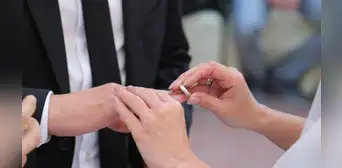 ICE arresta a mujer por mentir en entrevista con USCIS en Texas: perdió la Green Card por un matrimonio falso ICE arresta a mujer por mentir en entrevista con USCIS en Texas: perdió la Green Card por un matrimonio falso