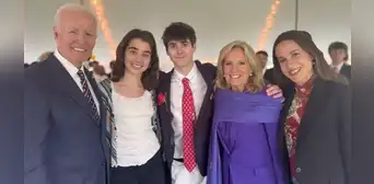 La emotiva reaparición de Joe Biden en la graduación de su nieto tras anuncio de cáncer agresivo: "¡Orgullosos Nana y Pop!" La emotiva reaparición de Joe Biden en la graduación de su nieto tras anuncio de cáncer agresivo: "¡Orgullosos Nana y Pop!"
