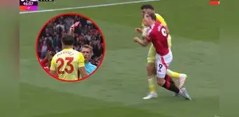 'Dibu' Martínez 'embistió' a Højlund y se ganó la tarjeta roja de manera directa en su último partido con Aston Villa