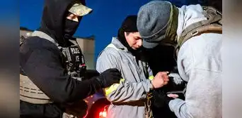 Redada de inmigración sin aviso en EEUU: ICE arresta a 4 inmigrantes que comparecían ante tribunal en esta ciudad de Nueva York Redada de inmigración sin aviso en EEUU: ICE arresta a 4 inmigrantes que comparecían ante tribunal en esta ciudad de Nueva York