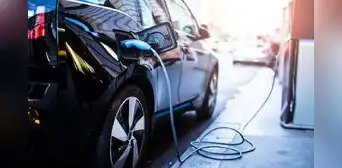 Vehículos híbridos vs eléctricos: ¿Cuál conviene más en este 2025, según tu estilo de vida?
