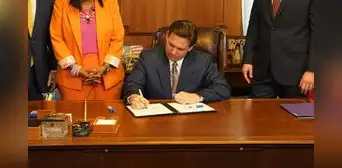 Desde julio entra en vigor ley firmada por Ron DeSantis que trae malas noticias para este grupo de trabajadores Desde julio entra en vigor ley firmada por Ron DeSantis que trae malas noticias para este grupo de trabajadores
