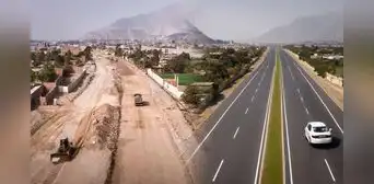 En más de 4.000 metros: así avanza la moderna autopista que unirá 3 transitados distritos de Lima Este En más de 4.000 metros: así avanza la moderna autopista que unirá 3 transitados distritos de Lima Este