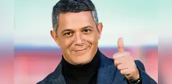 ¿Qué une realmente a Alejandro Sanz y Rafa Márquez? Este es el lazo oculto que va más allá del fútbol y la música ¿Qué une realmente a Alejandro Sanz y Rafa Márquez? Este es el lazo oculto que va más allá del fútbol y la música