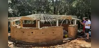 Viviendas ecológicas: ¿qué materiales usar según el clima local y cómo construir una sin gastar de más? Viviendas ecológicas: ¿qué materiales usar según el clima local y cómo construir una sin gastar de más?