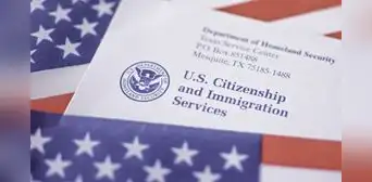 ¿Puedo obtener la ciudadanía americana si no tengo Green Card? Esto dice USCIS