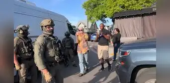 California: residentes le gritan "vergüenza" al ICE durante operativo sorpresa en restaurante italiano en San Diego California: residentes le gritan "vergüenza" al ICE durante operativo sorpresa en restaurante italiano en San Diego